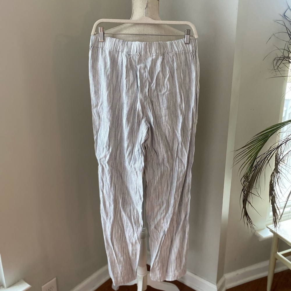 J. Jill White Grey Pinstriped Stretch Linen Pant - Picture 4 of 7